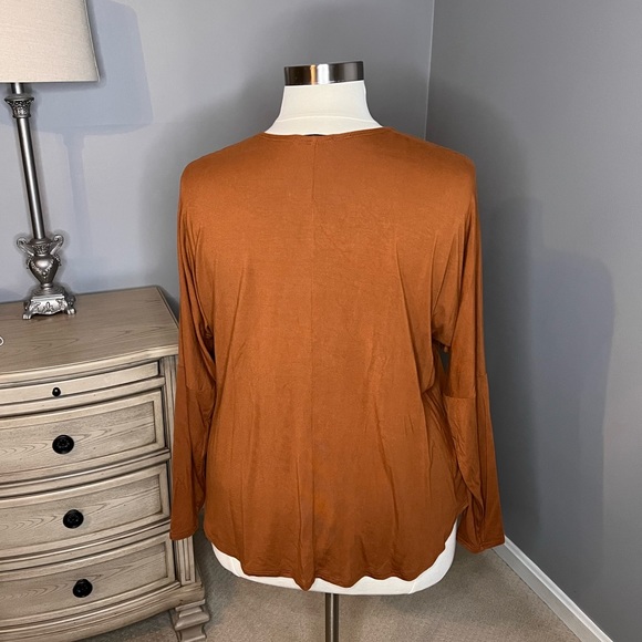 The New Blak Penelope Top in Copper - Picture 3 of 6